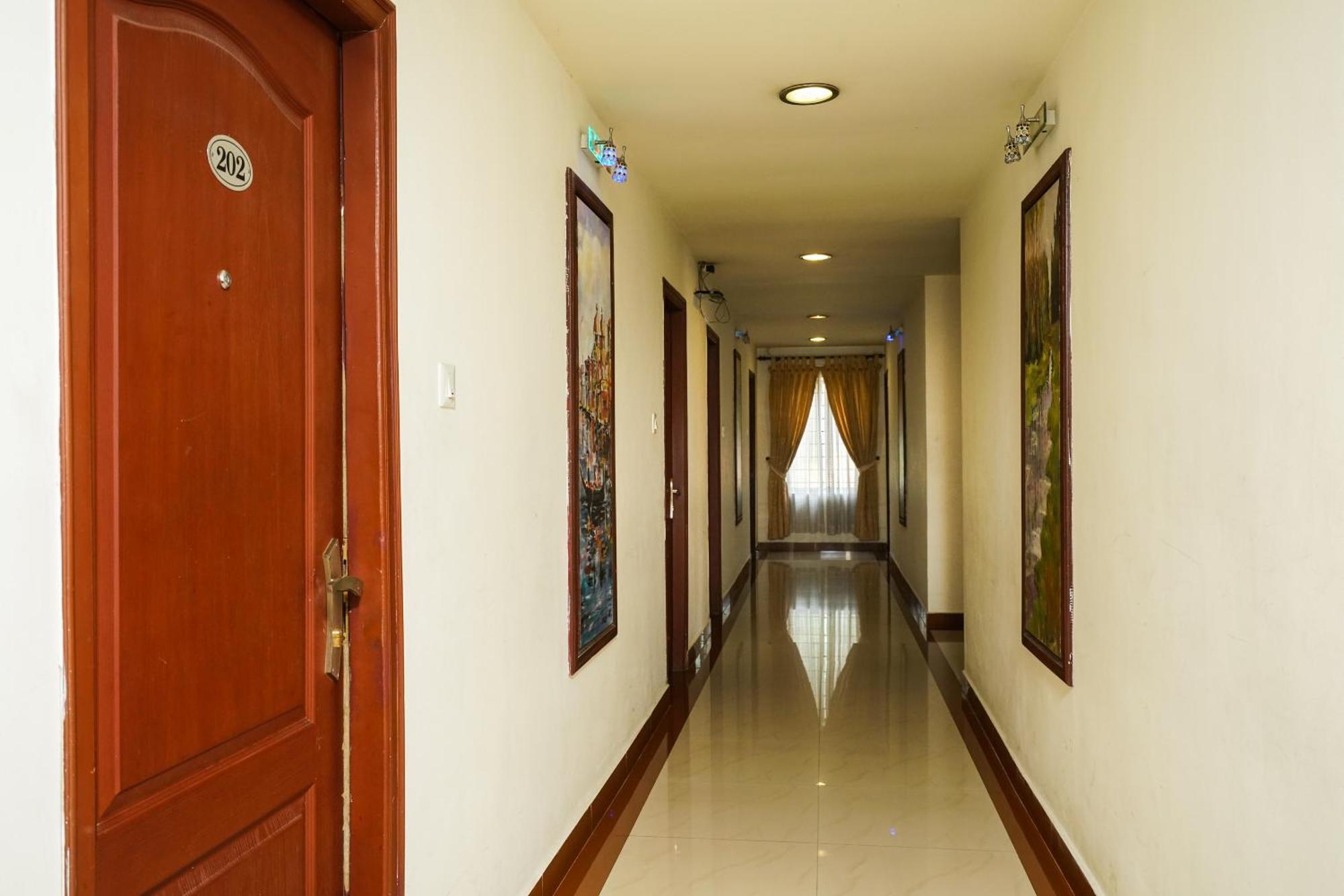Mgs Residency Hotel Kallar Vattiyar Ngoại thất bức ảnh